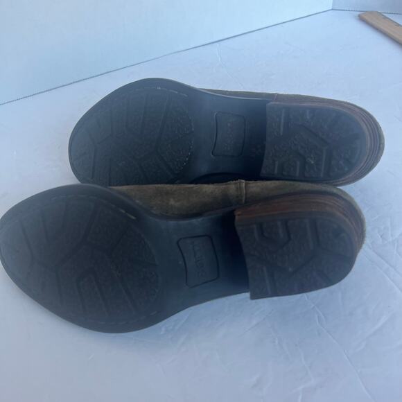 Born Dallia Distressed Brown Suede Western Ankle Rugged Comfort Booties 7.5M - Picture 9 of 9